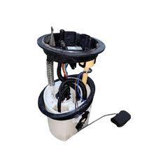 VW Golf 7 kombi r.v. 2016 palivové čerpadlo nádrže 5Q0919050AE