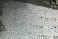 VW Passat B8 kombi r.v. 2018 stříbrná metalíza kód barvy LA7W 9156 8E8E levý práh 3G0853857F