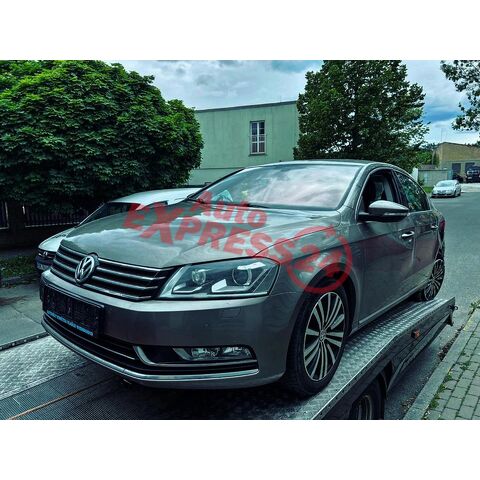 Veškeré náhradní díly VW Passat B7 sedan 2012 CFGB NGD LA8X