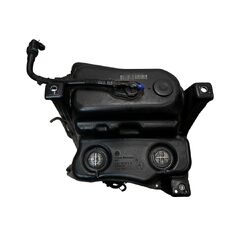 VW Passat B8 kombi r.v. 2018 nádrž AdBlue 3Q0131877D