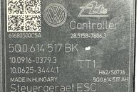 VW Passat B8 kombi r.v. 2017 řídící jednotka ABS 5Q0614517BK 5Q0614517BK