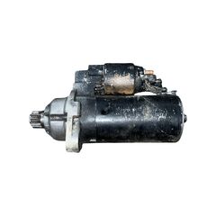 VW Transporter T5 7J facelift r.v. 2011 dvoukabina startér KUP manuál 6Q 10 zubů 02M911024P