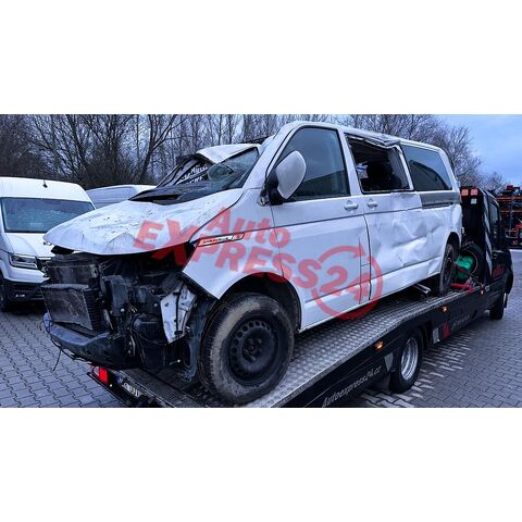 Vůz na náhradní díly VW Transporter T6 Caravelle kombi 2022 DNAA VAB LB9A