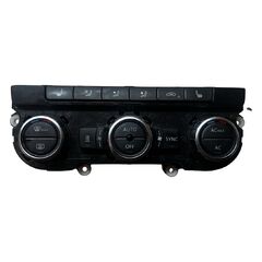 VW Passat B7 kombi r.v. 2012 klimatronik 3AA907044E