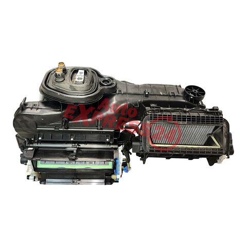 VW Passat B8 kombi r.v. 2017 kompletní topení 3Q1816005