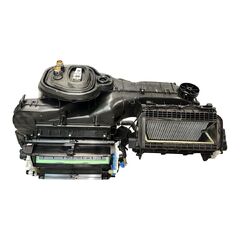 VW Passat B8 kombi r.v. 2017 kompletní topení 3Q1816005