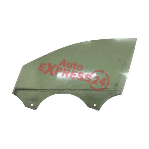 VW Passat B8 kombi r.v. 2018 levé přední sklo