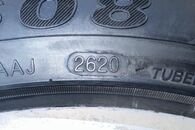 Audi kola 4 zimní kola 235/45 R17 6,55 mm DOT2620 7,5Jx17H2 ET43 8E0601025AQ 1 letní kolo 8mm DOT5106