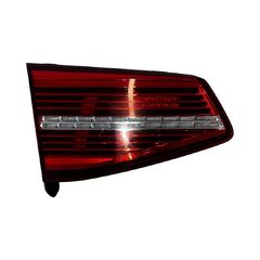 VW Passat B8 kombi r.v. 2016 levé zadní vnitřní světlo LED 3G9945307