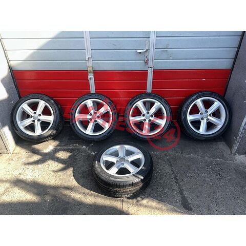 Audi kola 4 zimní kola 235/45 R17 6,55 mm DOT2620 7,5Jx17H2 ET43 8E0601025AQ 1 letní kolo 8mm DOT5106