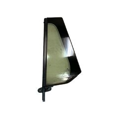 VW Passat B8 kombi r.v. 2017 levá zadní malé sklo