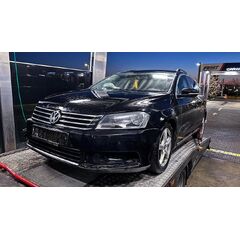 Vůz na náhradní díly VW Passat B7 kombi 2014 CFFB NFV LC9X