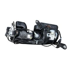 Audi Q7 4L facelift r.v. 2011 nádrž AdBlue 4L0131878B 4L0131899J