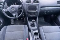 Vůz na náhradní díly VW Golf 6 hatchback 2012 CFFB NFP L041