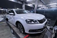 Vůz na náhradní díly VW Passat B7 kombi 2012 CFGB NMC LB9A