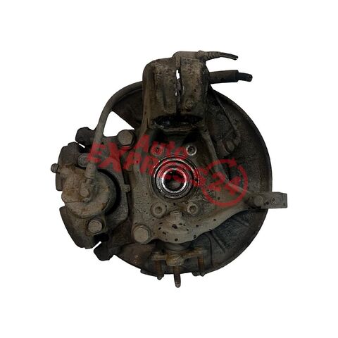 VW Passat B7 kombi r.v. 2012 pravá přední těhlice