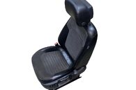 VW Passat B7 sedan r.v. 2012 kožené sedačky s alcantarou