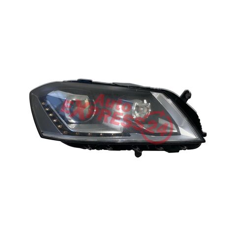 VW Passat B7 kombi r.v. 2012 pravé přední světlo xenon 3AB941752 jednotky 3D0941329A 8K0941597B