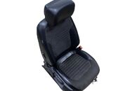 VW Passat B7 sedan r.v. 2012 kožené sedačky s alcantarou