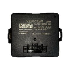 VW Passat B8 kombi r.v. 2017 řídící jednotka gateway 5Q0907530AM