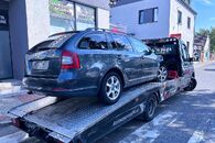 Vůz na náhradní díly Škoda Octavia 2 FL kombi CAXA LHY LF8J