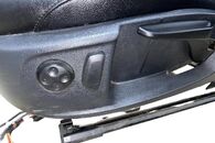 VW Passat B7 kombi r.v. 2013 sedačky černá kůže alcantara