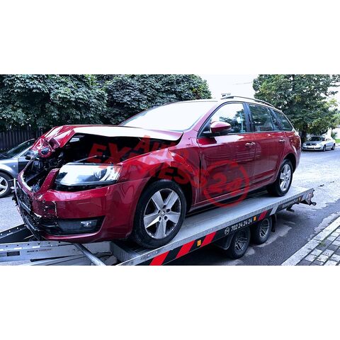 Vůz na náhradní díly Škoda Octavia 3 kombi 2015 CKFC PFM LF3L