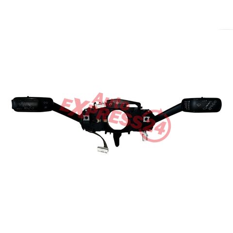 Škoda Octavia 3 kombi r.v. 2014 páčky volantu 5Q0953507EE 5Q0953613R