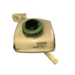 VW Caddy 2K skříňový vůz r.v. 2009 nádoba na chladící kapalinu 2K0422371A