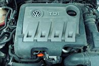 Veškeré náhradní díly VW Passat B7 sedan 2012 CFGB NGD LA8X