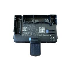 Škoda Octavia 3 facelift kombi r.v. 2019 řídící jednotka dveří 5Q4959593F