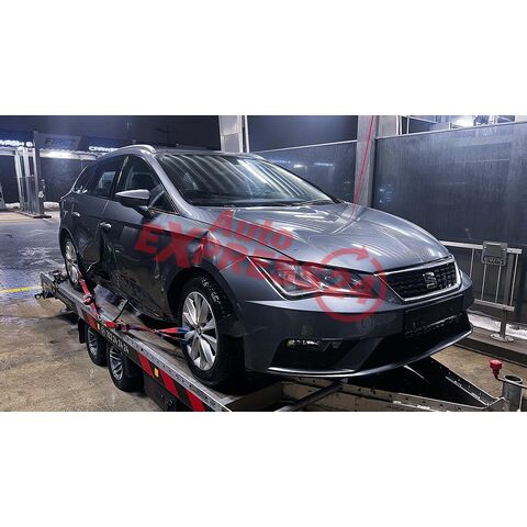 Vůz na náhradní díly Seat Leon 5F kombi 2017 CRLB SGG LX7R