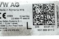 VW Golf 7 kombi r.v. 2016 černá palubní deska