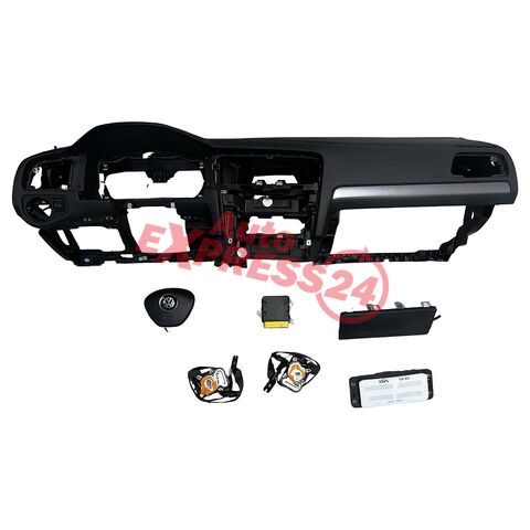 VW Golf 7 kombi r.v. 2015 černá palubní deska