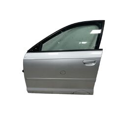 Audi A3 8P Sportback r.v. 2010 stříbrná metalíza kód barvy LX7W levé přední dveře