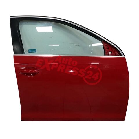 VW Golf 6 kombi r.v. 2012 červená barva kód barvy LY3D pravé přední dveře
