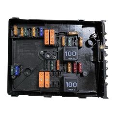 VW Touran Cross 1T2 facelift r.v. 2008 pojistková skříň 1K0937125A