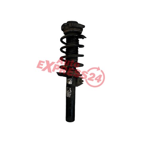 VW Passat B7 kombi r.v. 2012 přední tlumič