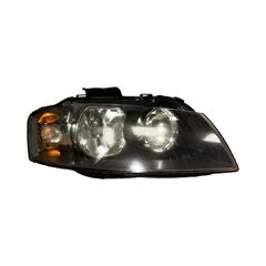 Audi A3 Sportback r.v. 2007 pravé přední světlo halogen 8P0941004K