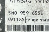 VW Tiguan 5N r.v. 2009 černá palubní deska