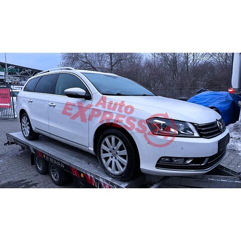 Vůz na náhradní díly VW Passat B7 kombi 2012 CFFB NFU LB9A