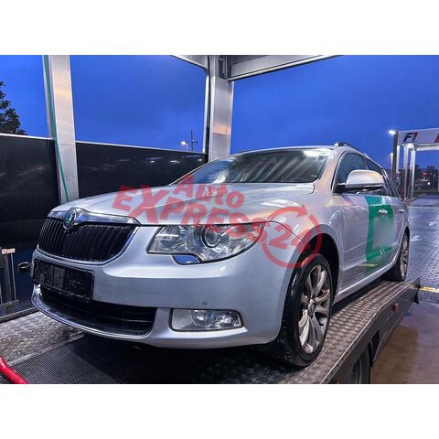 Vůz na náhradní díly Škoda Superb 2 kombi 2013 CFGB PBE LA7W