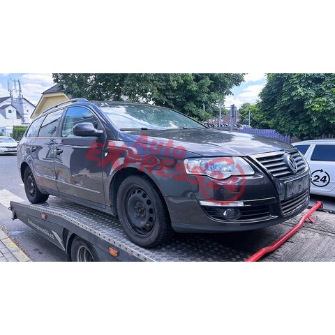 Vůz na náhradní díly VW Passat B6 kombi 2007 BMR JMA LC8Z