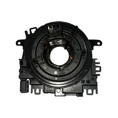 VW Passat B8 kombi r.v. 2017 kroužek volantu 5Q0953569A HW75 SW235 URB 409216HU