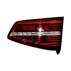 VW Passat B8 kombi r.v. 2017 pravé zadní vnitřní světlo 3G9945308D