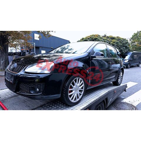 Vůz na náhradní díly VW Golf 5 hatchback 2007 BLS JCR LC9Z