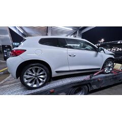 Vůz na náhradní díly VW Scirocco 3 r.v. 2010 CAXA LHY LB9A
