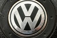 VW Caddy 2K skříňový vůz r.v. 2009 airbag řidiče 2K0880201F