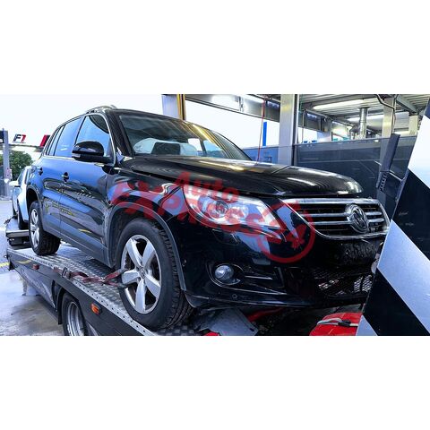 Vůz na náhradní díly VW Tiguan 5N 2009 CBAB JBG LC9X