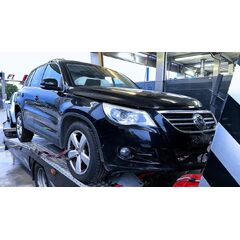 Vůz na náhradní díly VW Tiguan 5N 2009 CBAB JBG LC9X